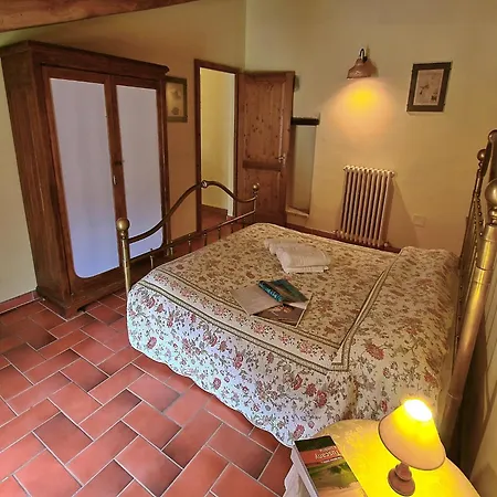 Attractive Apartment In Old Farmhouse On The Estate With Pool Umbertide Exterior foto