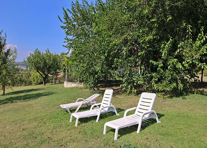 Attractive Apartment In Old Farmhouse On The Estate With Pool