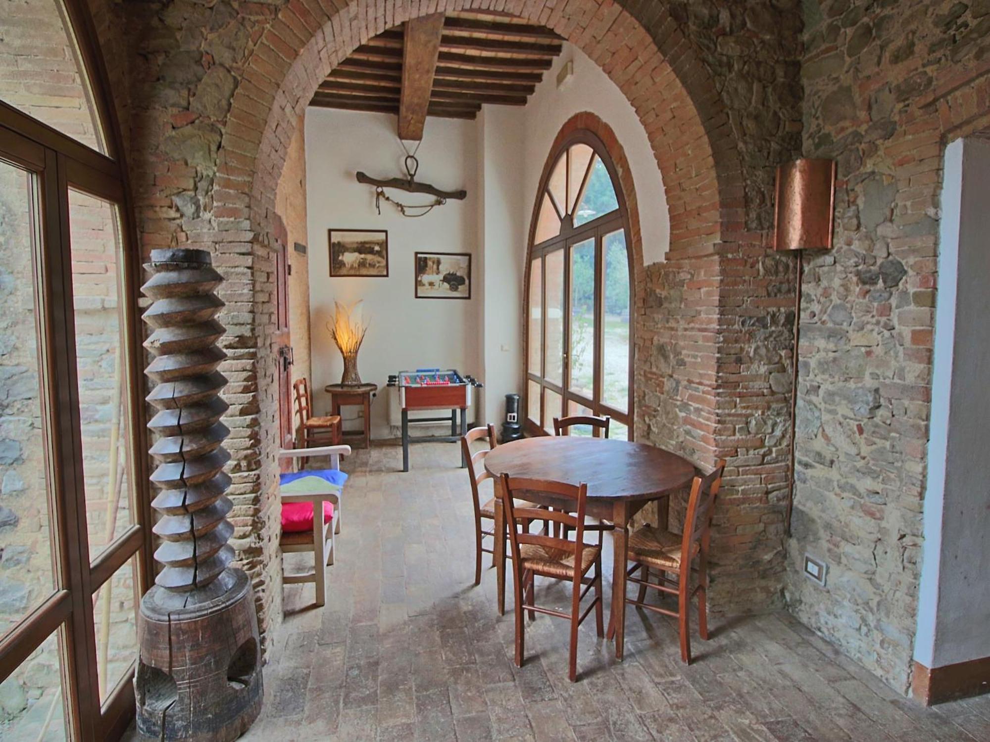Attractive In Old Farmhouse On The Estate With Pool *