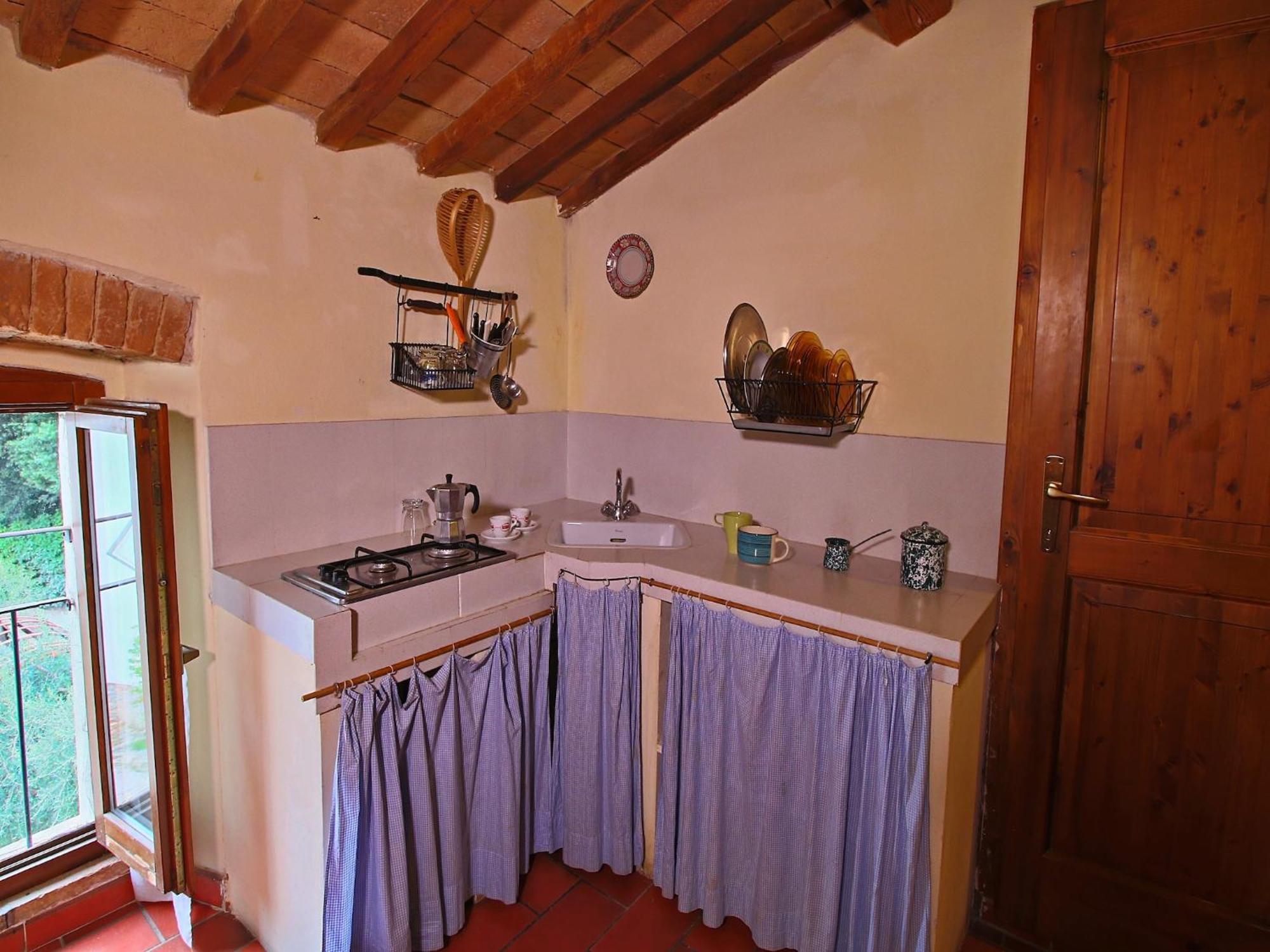 Holiday home Attractive In Old Farmhouse On The Estate With Pool Umbertide