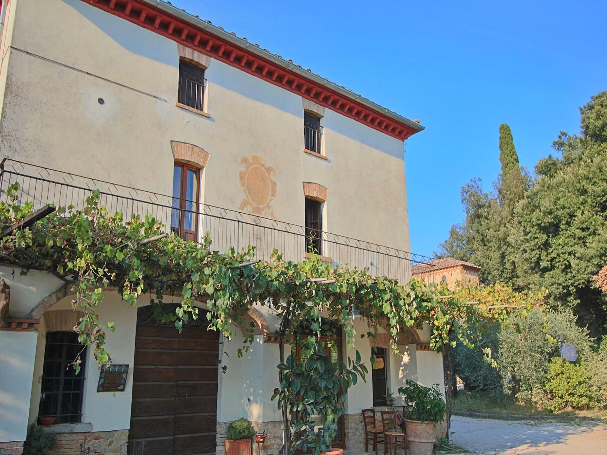 Holiday home Attractive In Old Farmhouse On The Estate With Pool